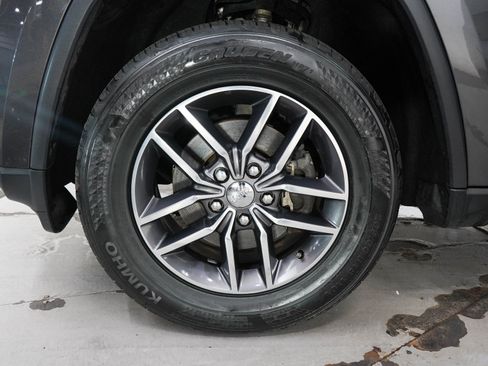 Used 2017 Jeep Grand Cherokee Limited w/ Trailer Tow Group IV AWD/4WD image 30