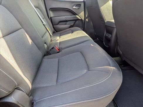 Used 2016 Chevrolet Colorado LT image 13