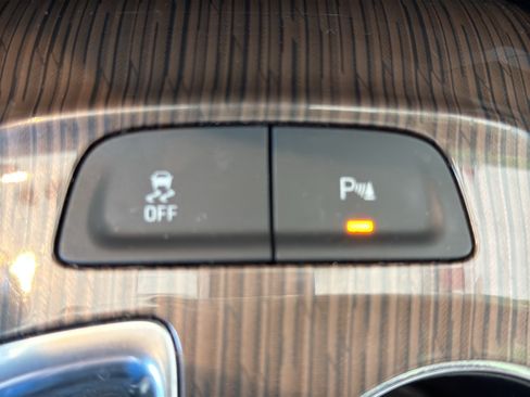 Used 2024 Chevrolet Malibu LT FWD image 33