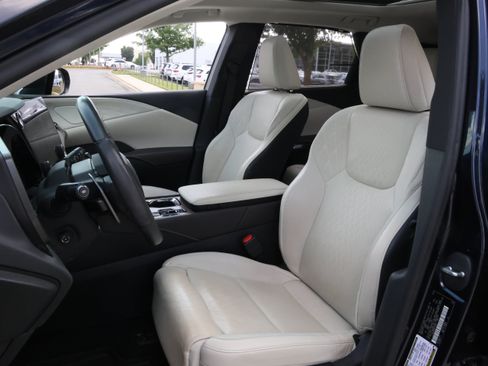 Used 2024 Lexus RX 350 FWD w/ Convenience Package image 34