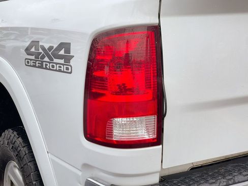 Used 2017 RAM 2500 Tradesman w/ Chrome Appearance Group image 33