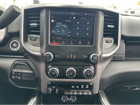 Used 2024 RAM 2500 Big Horn w/ Off Road Package AWD/4WD image 30
