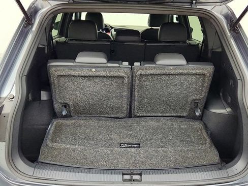 Used 2023 Volkswagen Tiguan SE R-Line FWD image 22