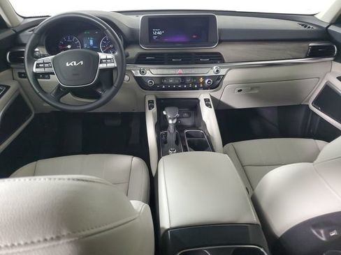 Used 2022 Kia Telluride EX w/ EX Premium Package FWD image 14