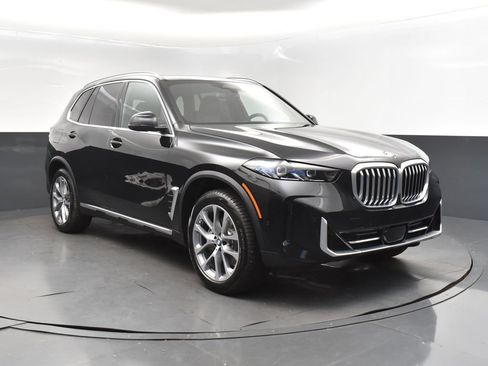 Used 2026 BMW X5 sDrive40i RWD image 1
