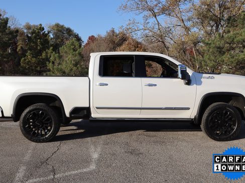 Used 2025 Chevrolet Silverado 2500 High Country w/ High Country Premium Package image 4