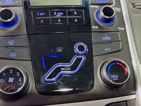 Used 2011 Hyundai Sonata GLS image 17