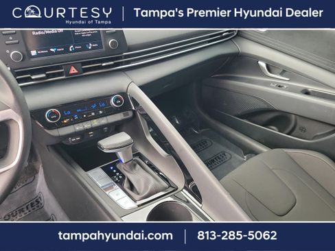 Certified 2025 Hyundai Elantra Blue image 24