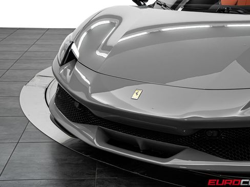 Used 2024 Ferrari 296 GTS RWD image 14