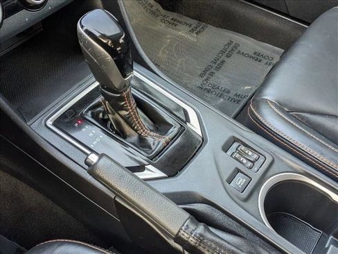 Used 2020 Subaru Crosstrek 2.0i Limited w/ Moonroof Package w/Navigation image 15