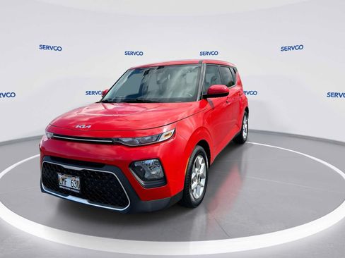 Used 2022 Kia Soul LX w/ Technology Package FWD image 4