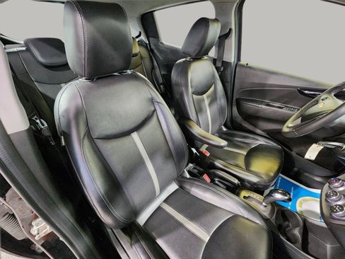 Used 2021 Chevrolet Spark ACTIV FWD image 25