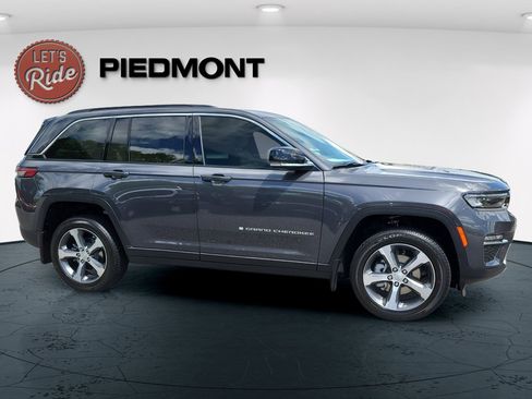 New 2025 Jeep Grand Cherokee Limited AWD/4WD image 5