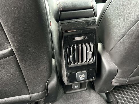 Used 2022 Jeep Compass Trailhawk image 13