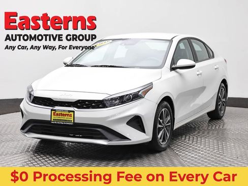 Used 2023 Kia Forte LXS FWD image 1