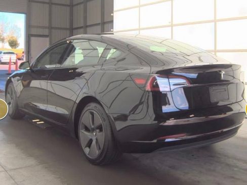 Used 2023 Tesla Model 3 Standard Range RWD image 7