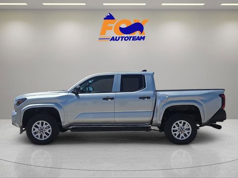New 2026 Toyota Tacoma SR AWD/4WD image 2