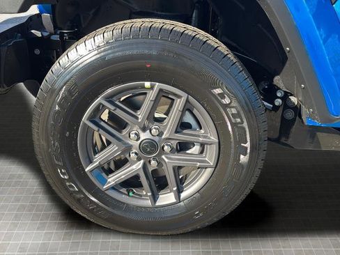 New 2026 Jeep Gladiator Sport image 44