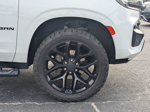 Used 2021 Chevrolet Suburban Z71 AWD/4WD image 12