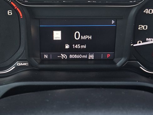 Used 2022 GMC Sierra 2500 AT4 w/ AT4 Preferred Package image 18