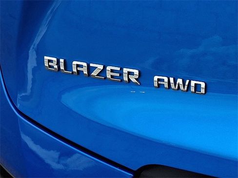 Used 2025 Chevrolet Blazer LT image 30
