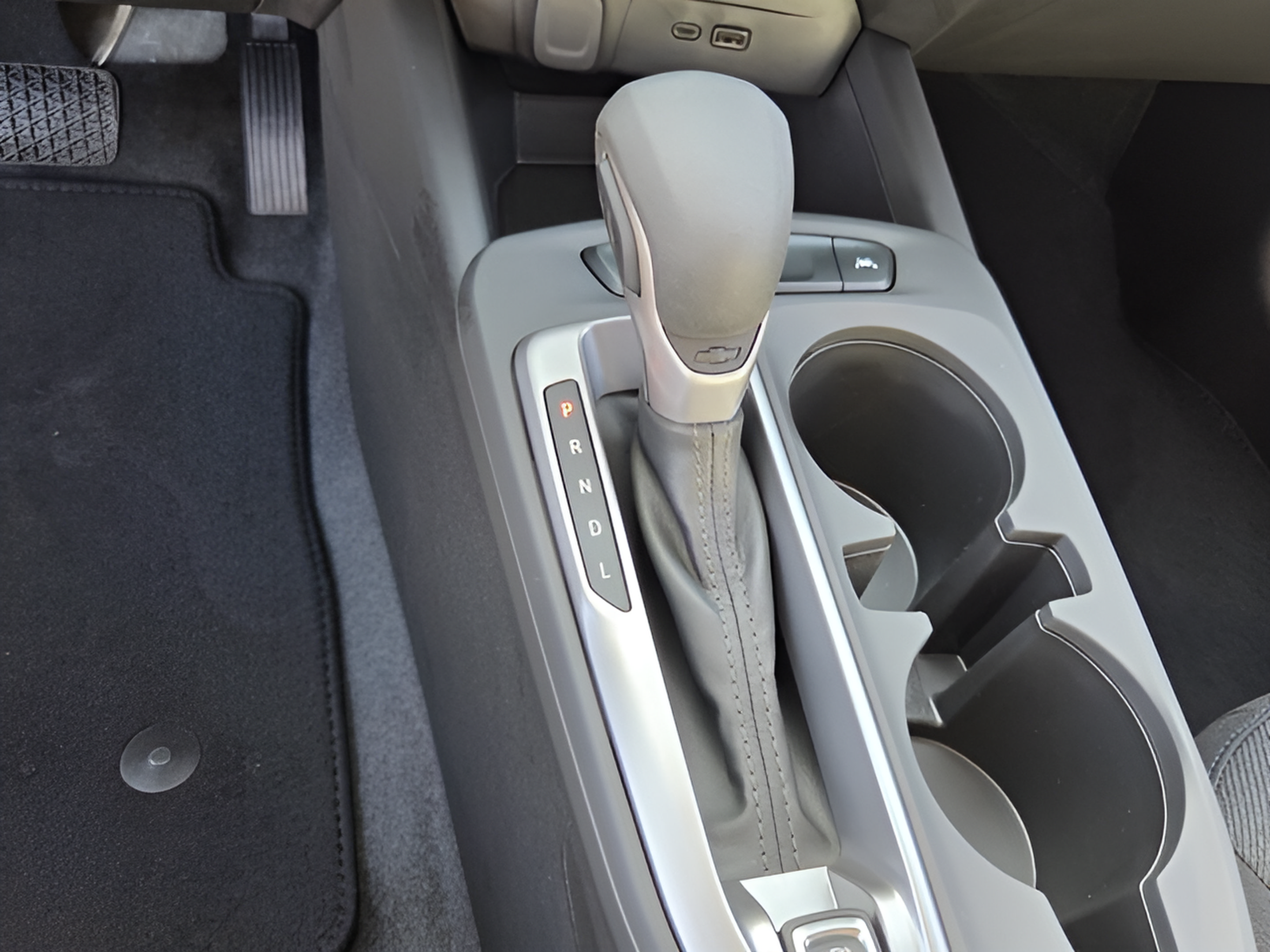 New 2026 Chevrolet Trax LS w/ LS Convenience Package FWD image 24