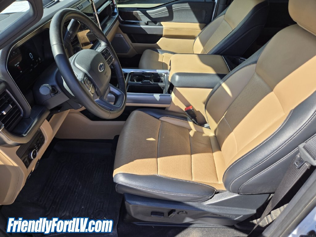 Used 2025 Ford F350 Lariat w/ Lariat Ultimate Package AWD/4WD image 5