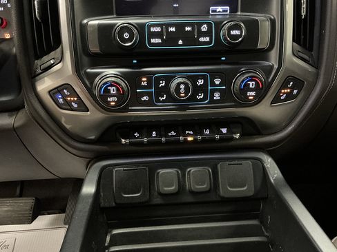 Used 2019 Chevrolet Silverado 2500 LTZ w/ Duramax Plus Package AWD/4WD image 16