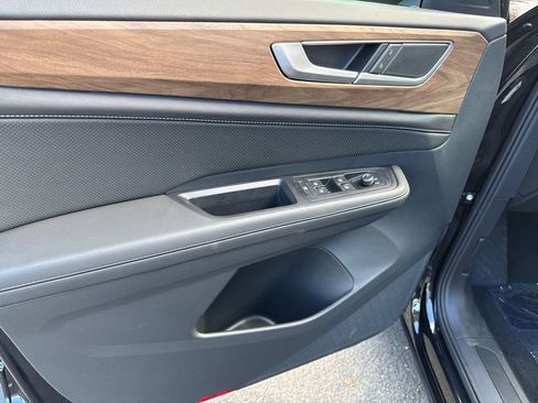 New 2026 Volkswagen Atlas SE image 5