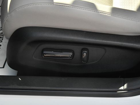 Used 2024 Honda Civic Touring image 17