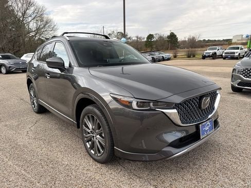 New 2025 MAZDA CX-5 Signature image 1