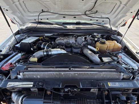 Used 2010 Ford F350 XL image 21