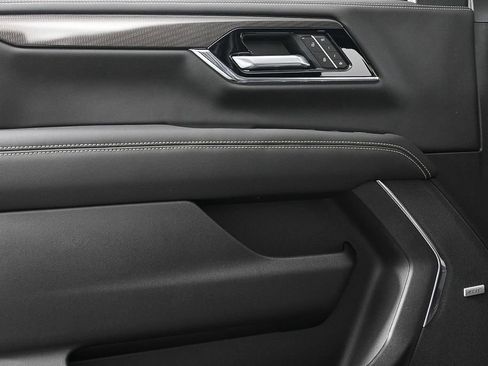 New 2026 GMC Yukon Elevation image 4