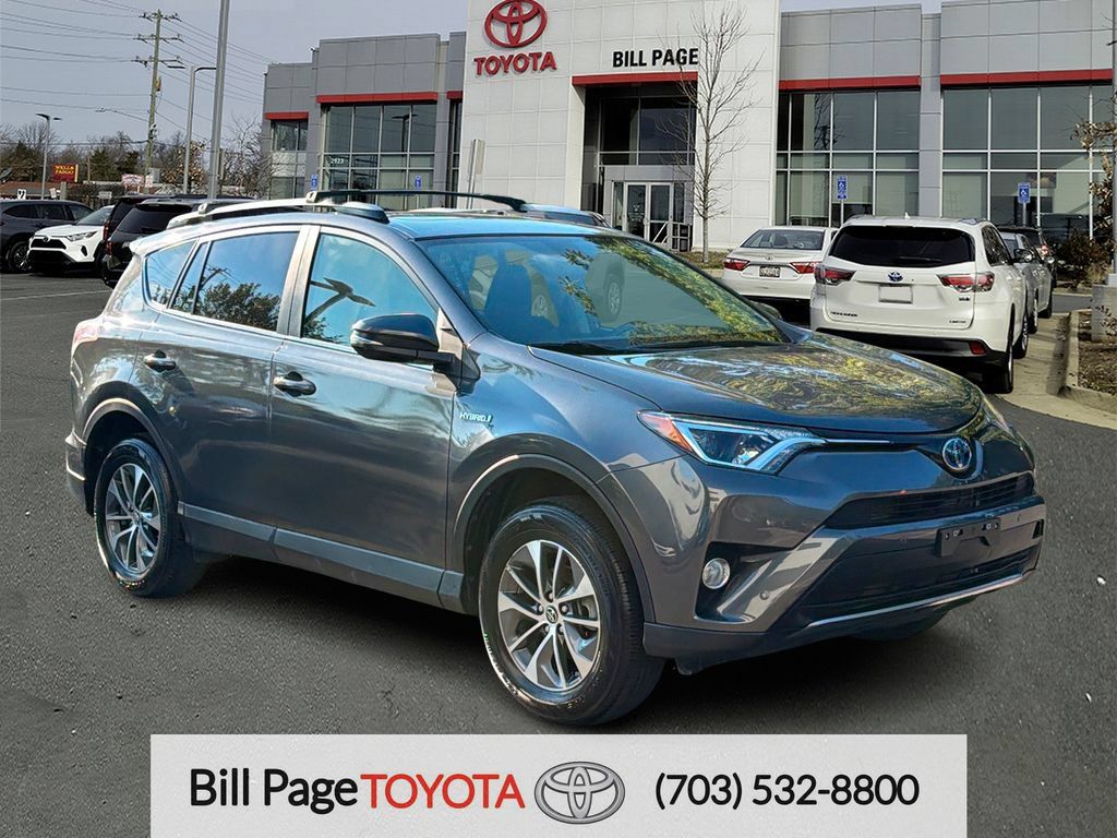 Used 2017 Toyota RAV4 XLE w/ Convenience Package AWD/4WD image 1