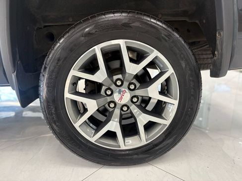 Used 2017 GMC Sierra 1500 SLT AWD/4WD image 41