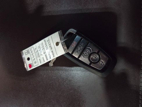 Used 2017 Ford F350 Platinum w/ Platinum Ultimate Package image 52