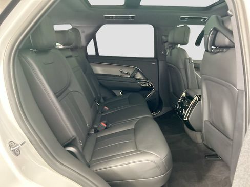 Certified 2026 Land Rover Range Rover Sport SE AWD/4WD image 21