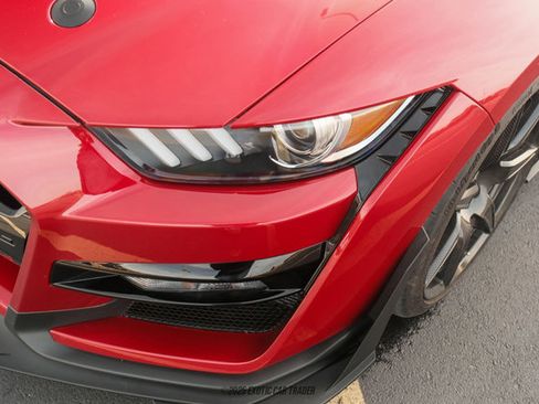 Used 2020 Ford Mustang Shelby GT500 w/ Carbon Fiber Track Pack image 94