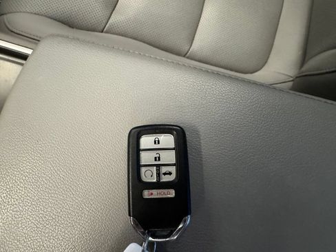 Used 2018 Honda Accord EX-L image 17