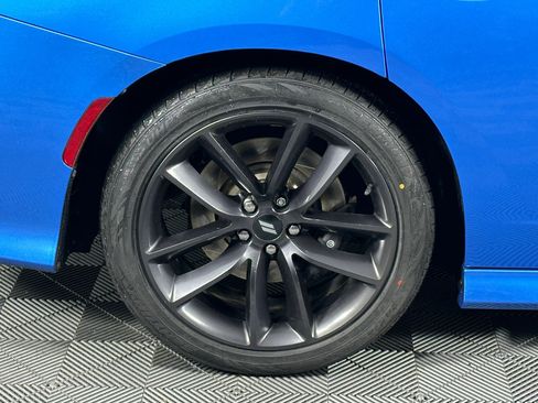 Used 2019 Dodge Charger GT w/ Plus Group RWD image 16