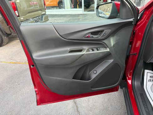 Used 2023 Chevrolet Equinox LT AWD/4WD image 15