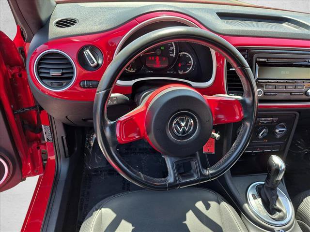 Used 2013 Volkswagen Beetle 2.5 FWD image 11