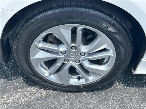 Used 2019 Honda Accord LX image 33