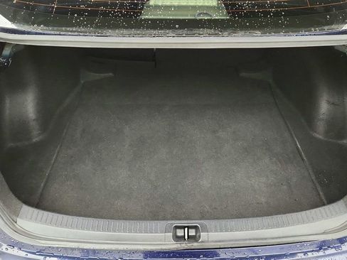 Used 2020 Toyota Corolla LE image 20