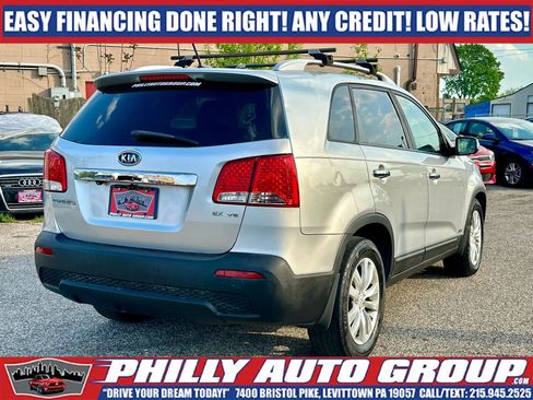 Used 2011 Kia Sorento EX w/ Premium Pkg AWD/4WD image 6