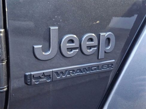 Certified 2021 Jeep Wrangler Unlimited Sport image 32