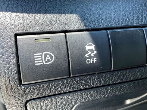 Used 2023 Toyota Camry SE w/ Convenience Package FWD image 35