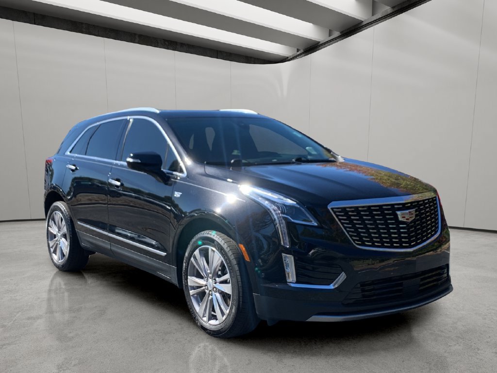 Used 2024 Cadillac XT5 Premium Luxury w/ Technology Package FWD image 7