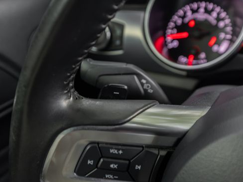 Used 2020 Ford Mustang GT Premium RWD image 8