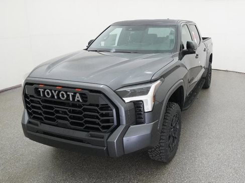 New 2026 Toyota Tundra SR5 AWD/4WD image 32